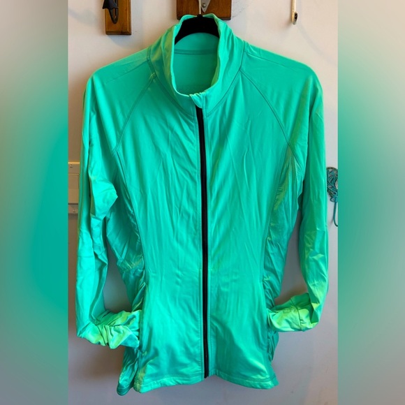 Victoria Secret’s Active Women's Aqua Jacket - Picture 1 of 4